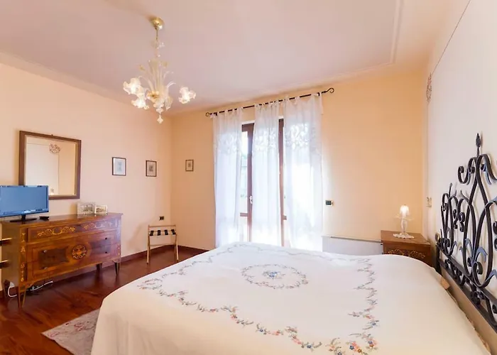 Hidden Tuscan Treasure *